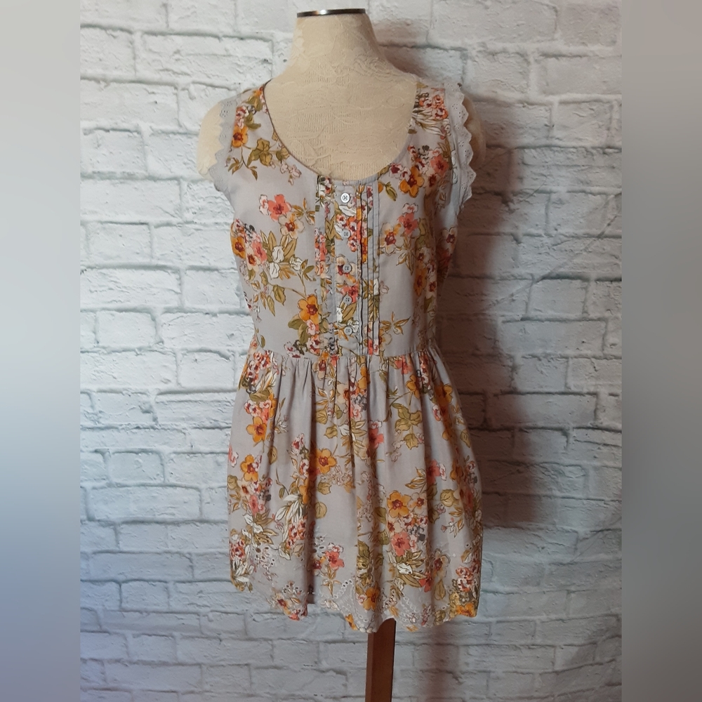 Lauren Conrad Top